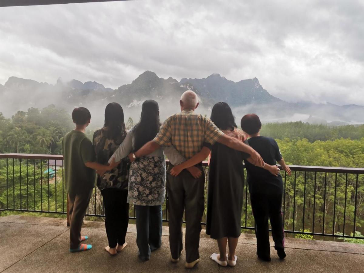 Billion Views Khaosok Homestay Khao Sok National Park エクステリア 写真